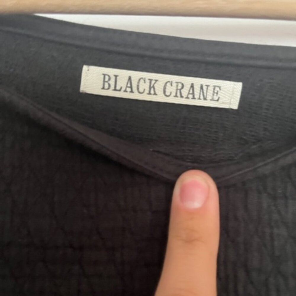 Black crane sweatshrt
